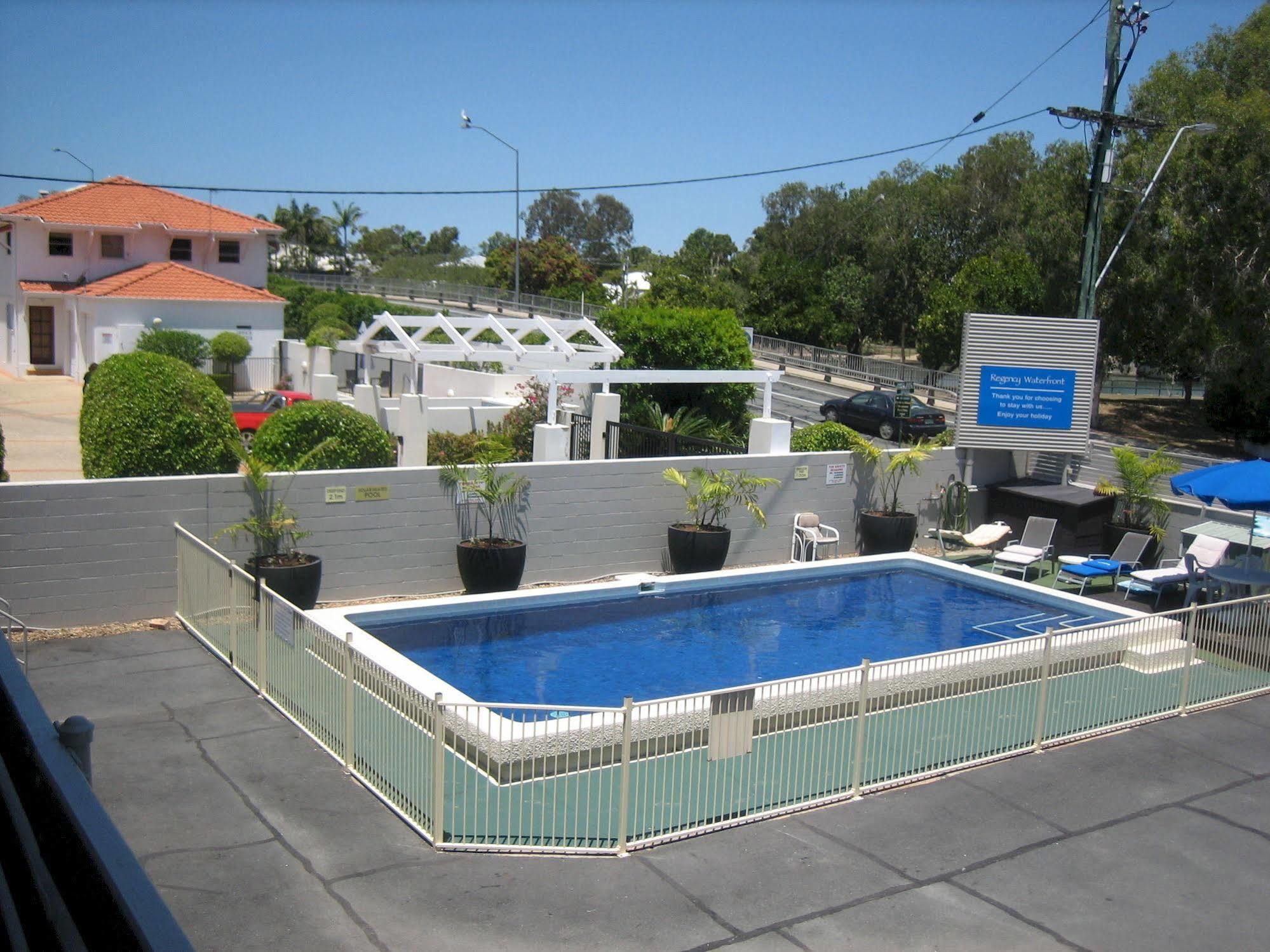 Regency Waterfront Noosa Aparthotel Noosaville Exterior photo